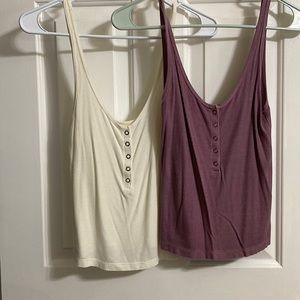 Set of 2 tank tops